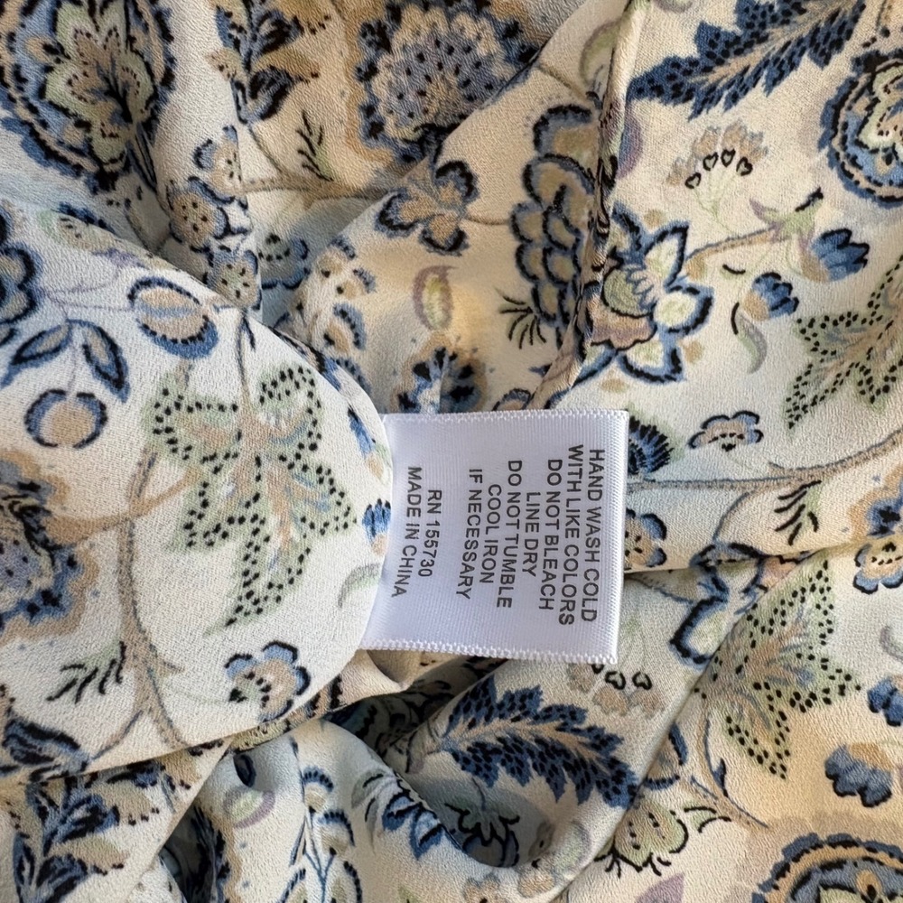 Rose + Olive Womens 1X Floral Pintuck V-Neck 3/4 Sleeve Blouse Cream Blue NWT - Picture 7 of 8